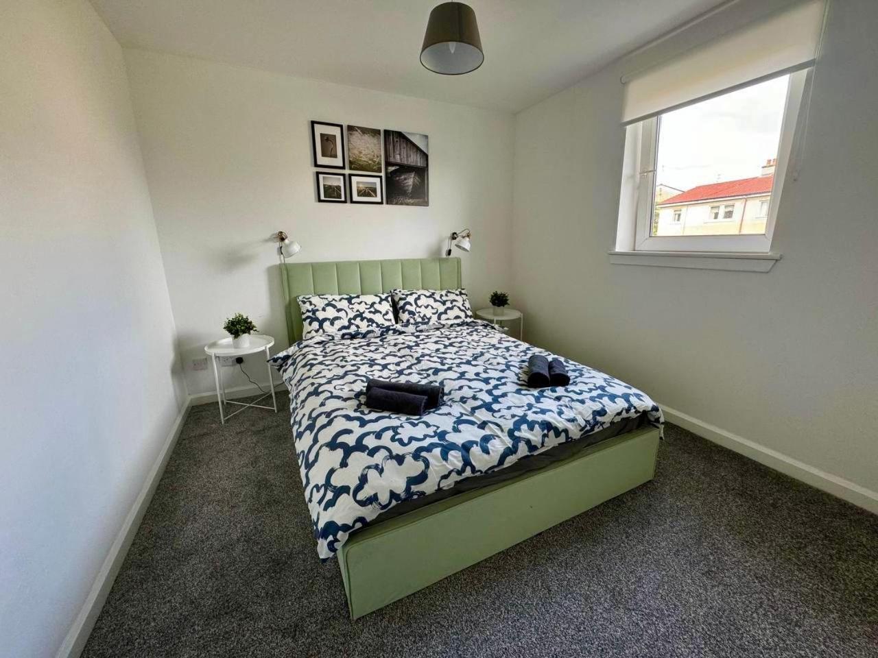 Clydebank Brand New 3Bdr Home, Glasgow Exterior photo